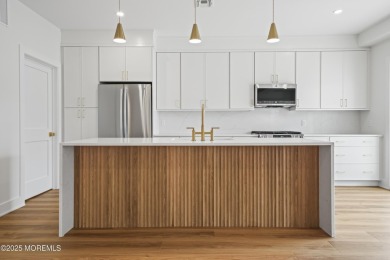 Welcome to The Hamilton, an exclusive oceanblock boutique