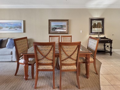 This 2BR/2BA + bunk room condo at Emerald Grande with stunning