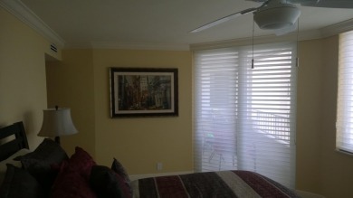 Enjoy your time at Paradise.....bine a beautifully top of the