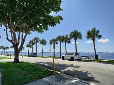 Welcome to this beautifully maintained 2-2 condo on the 17th