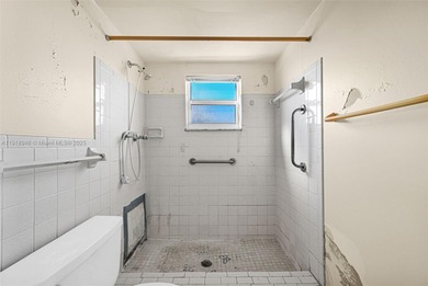 Spacious 2 bedroom, 2 bath corner condo with 1,168 sq. ft. of