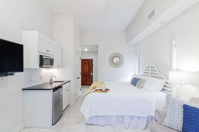 Simply Fabulous Studio by Baytowne Wharf! Beautifully updated