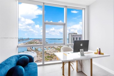 Stunning and spacious corner residence on the 40th fl with