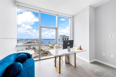 Stunning and spacious corner residence on the 40th fl with