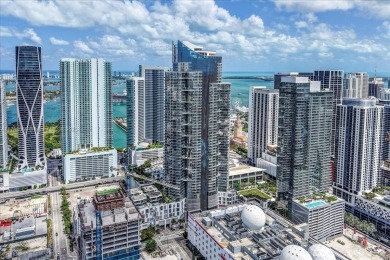 Stunning and spacious corner residence on the 40th fl with