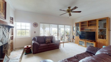 Direct waterfront luxury penthouse unit with spectacular views