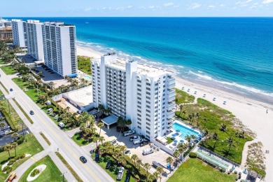 This direct oceanfront unit offers an unparalleled coastal