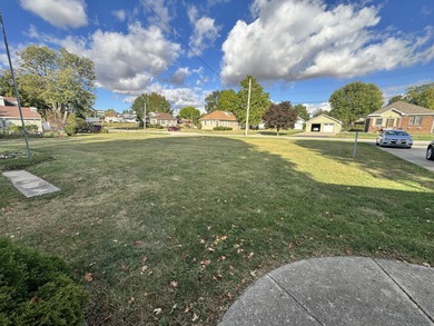 Great opportunity at 918 N Jackson St! This 2-bedroom, 1-bath