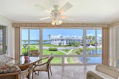 Beaches, Great Seafood, Fishing and Boating all minutes away!