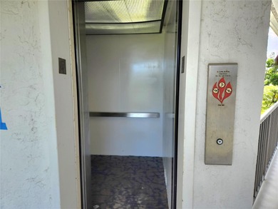 One of the largest apartment residences in Mount Vernon, this