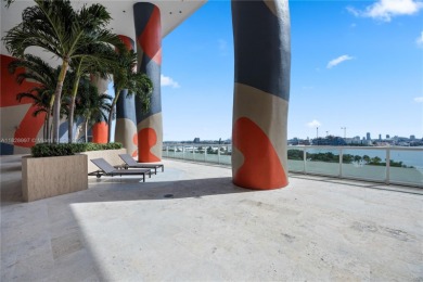 Spectacular luxury apartment located in one of Downtown Miami's