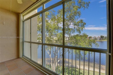 MOTIVATED SELLER! Move in ready 2 bed/2 bath condo in beautiful