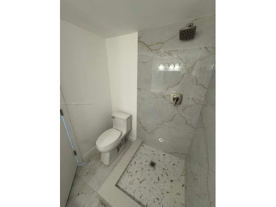 Newly remodeled and spacious split-floor-plan condo with