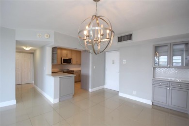 Nicely appointed condo East of US1 and on the water with visitor