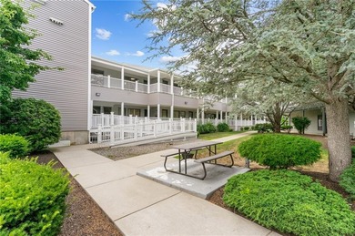 Professional Office Condo in Prime East Greenwich Location!