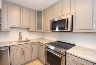 Nicely appointed condo East of US1 and on the water with visitor