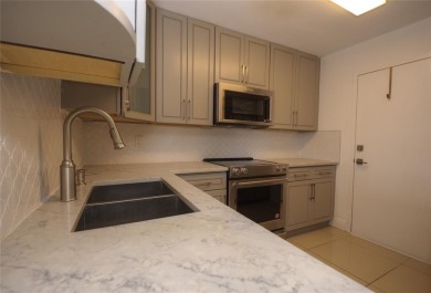 Nicely appointed condo East of US1 and on the water with visitor