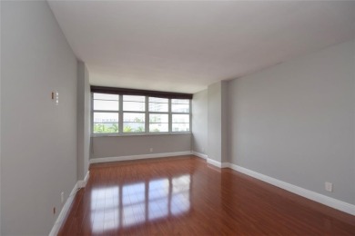 Nicely appointed condo East of US1 and on the water with visitor