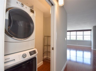 Nicely appointed condo East of US1 and on the water with visitor