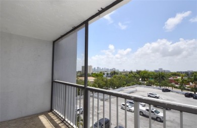 Nicely appointed condo East of US1 and on the water with visitor