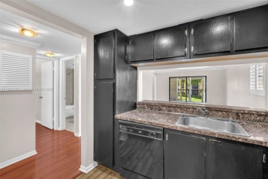 MUST SEE THIS ONE!! VERY SPACIOUS 2BR/2BA WITH WASHER/DRYER IN