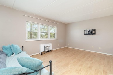 Discover your perfect retreat in this efficiency unit located in