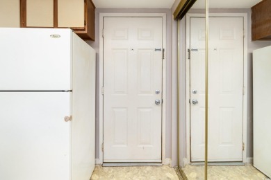 Discover your perfect retreat in this efficiency unit located in