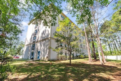 Discover your perfect retreat in this efficiency unit located in