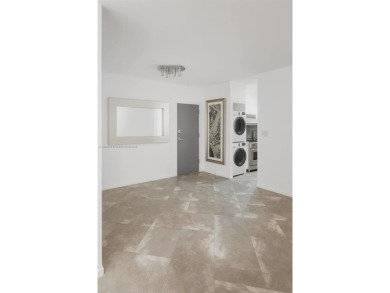 Perfectly located on iconic Lincoln Road minutes to Trader Joe's