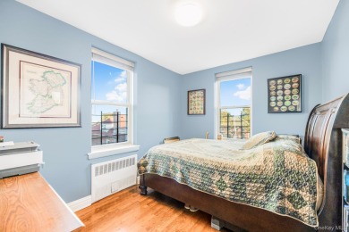 Spacious Co-op Living in Woodlawn Heights! Welcome to 4320 Van