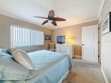 Breathtaking waterfront views of the Open Bay and Bayshore