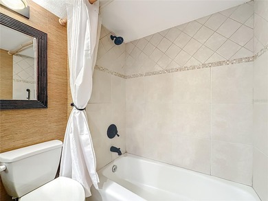 Breathtaking waterfront views of the Open Bay and Bayshore