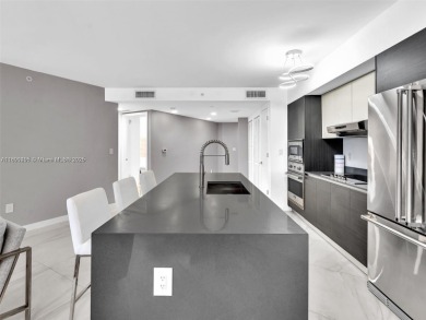 Experience exclusive island living in this one-of-a-kind lanai