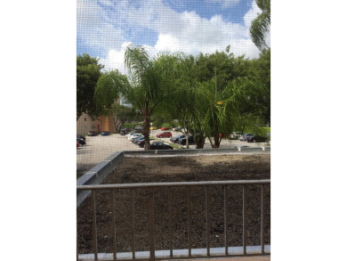 INVESTOR-FRIENDLY OPPORTUNITY! Bright and spacious 1-bedroom