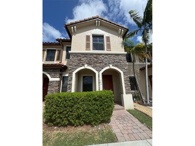 INVESTMENT OPPORTUNITY! STUNNING AND MODERN TOWNHOUSE IN