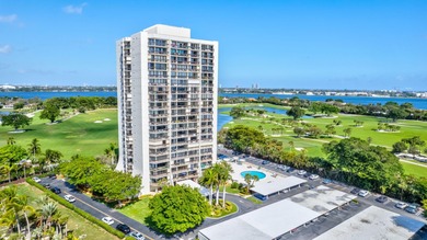 RARE, BEAUTIFUL RENOVATED OPEN 3 BREDROOM, 2 BATHROOM, CORNER