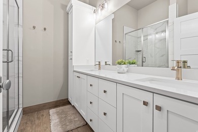 This beautiful, modern, well-appointed condo offers a clean