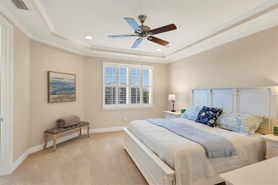 Motivated Sellers! FURNISHED 3 BED 3 BATH TOWNHOME WITH PRIVATE