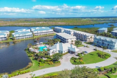 Motivated Sellers! FURNISHED 3 BED 3 BATH TOWNHOME WITH PRIVATE