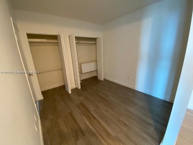 BEAUTIFUL 1 BEDROOM + DEN, 1 BATH UNIT IN BRICKELL AT MILLECENTO