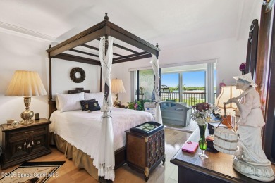 Wake up to gorgeous river views in this bright and breezy