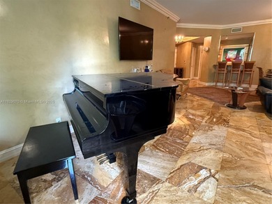 SPACIOUS & CHARMING 2BEDROOM/2BATH RESIDENCE IN MEDITERRANEAN