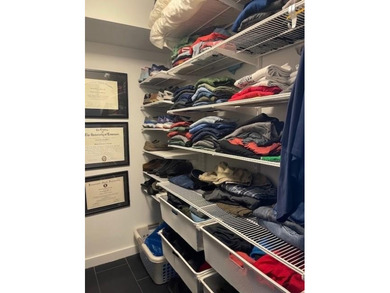 RESORT STYLE, BOUTIQUE CONDO FEATURES ASSIGNED BOAT DOCK FOR