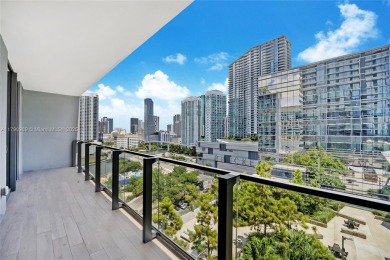 Large 2-bedroom+ Den, 2.5-bath condo in the heart of Brickell