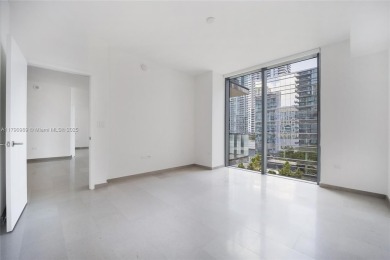 Large 2-bedroom+ Den, 2.5-bath condo in the heart of Brickell