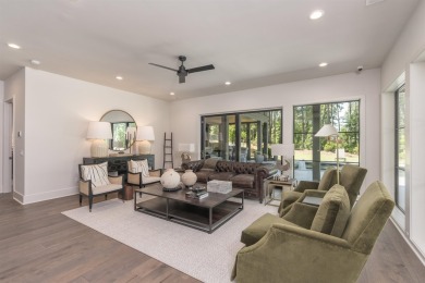 You'll find classic elegance in this transitional-style lake