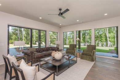 You'll find classic elegance in this transitional-style lake