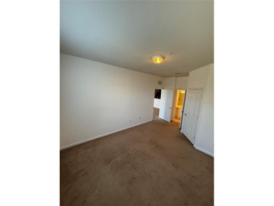 Welcome to Stonebridge Reserve in Metrowest! This beautifully