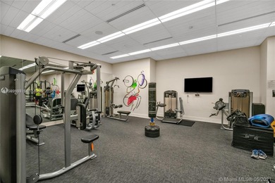 Spacious corner unit with beautiful water and city views from