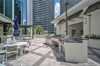 Spacious corner unit with beautiful water and city views from